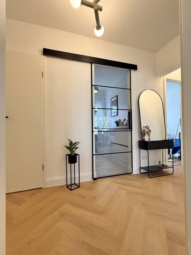 Prodej bytu 3+1 54 m², Ostendstr. 111, Stuttgart, Bádensko-Württembersko Prodej bytu 3+1 54 m², Ostendstr. 111, Stuttgart, Bádensko-Württembersko