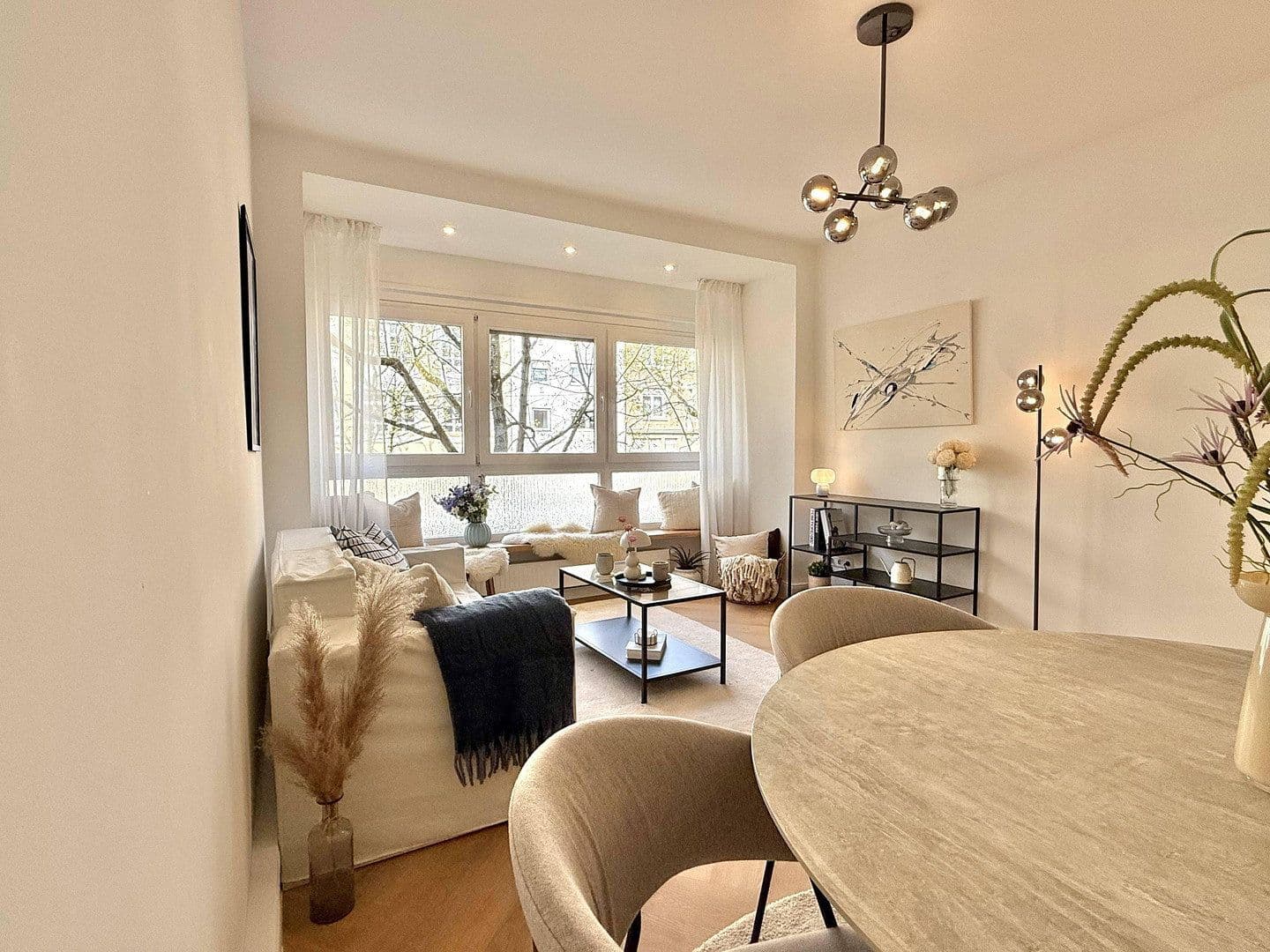 Prodej bytu 3+1 54 m², Ostendstr. 111, Stuttgart, Bádensko-Württembersko Prodej bytu 3+1 54 m², Ostendstr. 111, Stuttgart, Bádensko-Württembersko