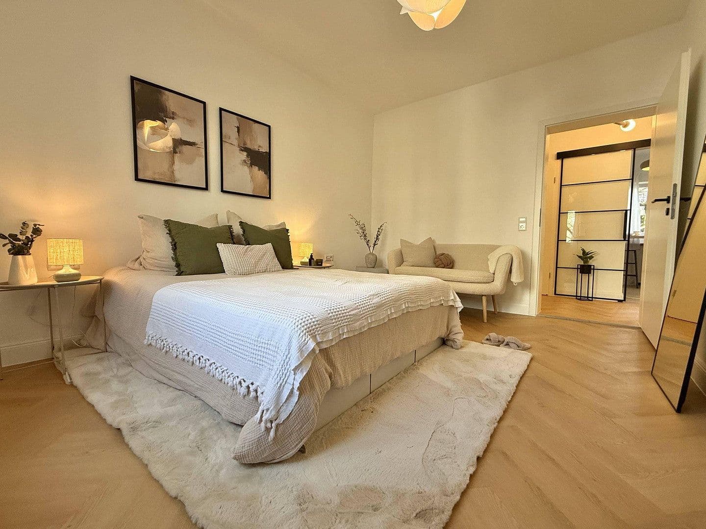 Prodej bytu 3+1 54 m², Ostendstr. 111, Stuttgart, Bádensko-Württembersko Prodej bytu 3+1 54 m², Ostendstr. 111, Stuttgart, Bádensko-Württembersko