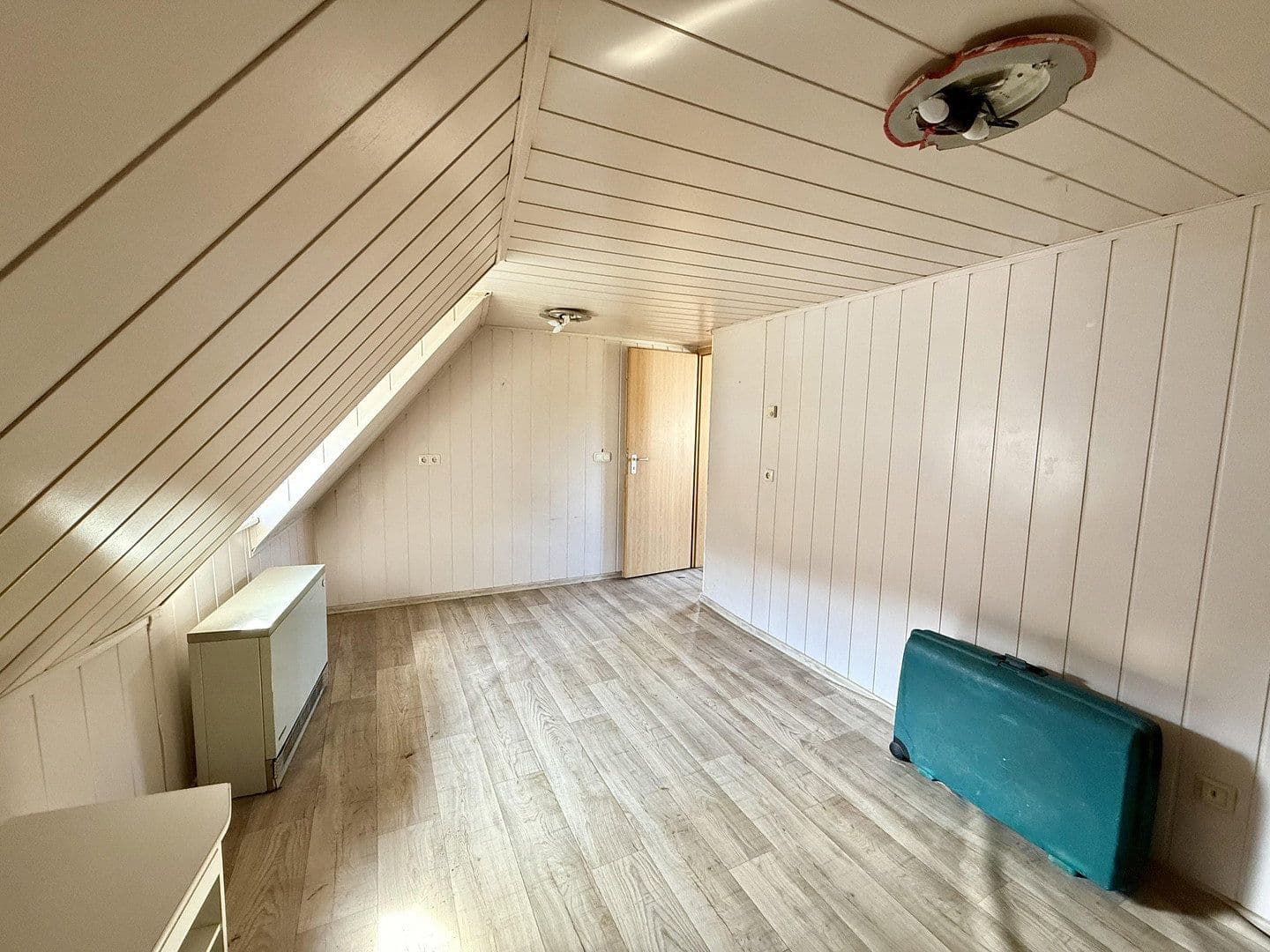 Prodej domu 126 m², pozemek 72 m², Pezoldstr. 26, Gößweinstein, Bavorsko Prodej domu 126 m², pozemek 72 m², Pezoldstr. 26, Gößweinstein, Bavorsko