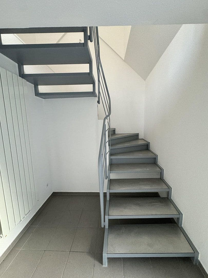 Pronájem bytu 3+1 84 m², Bad Krozingen, Bádensko-Württembersko Pronájem bytu 3+1 84 m², Bad Krozingen, Bádensko-Württembersko