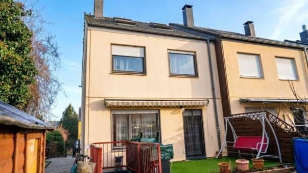 Prodej domu 123 m², pozemek 198 m², Groß-Gerau, Hessen Prodej domu 123 m², pozemek 198 m², Groß-Gerau, Hessen