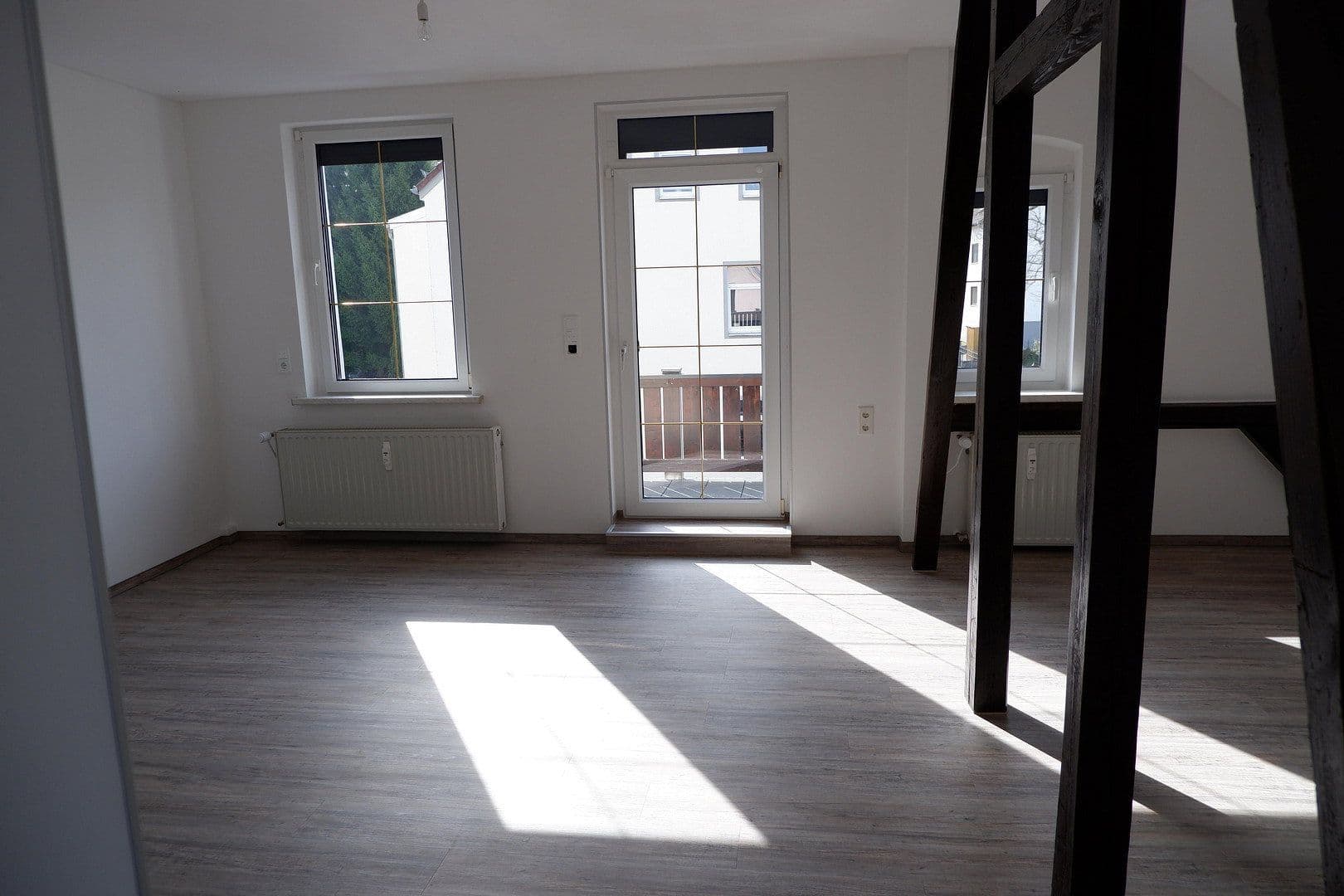 Pronájem bytu 4+1 105 m², Wilkau-Haßlau, Sasko Pronájem bytu 4+1 105 m², Wilkau-Haßlau, Sasko