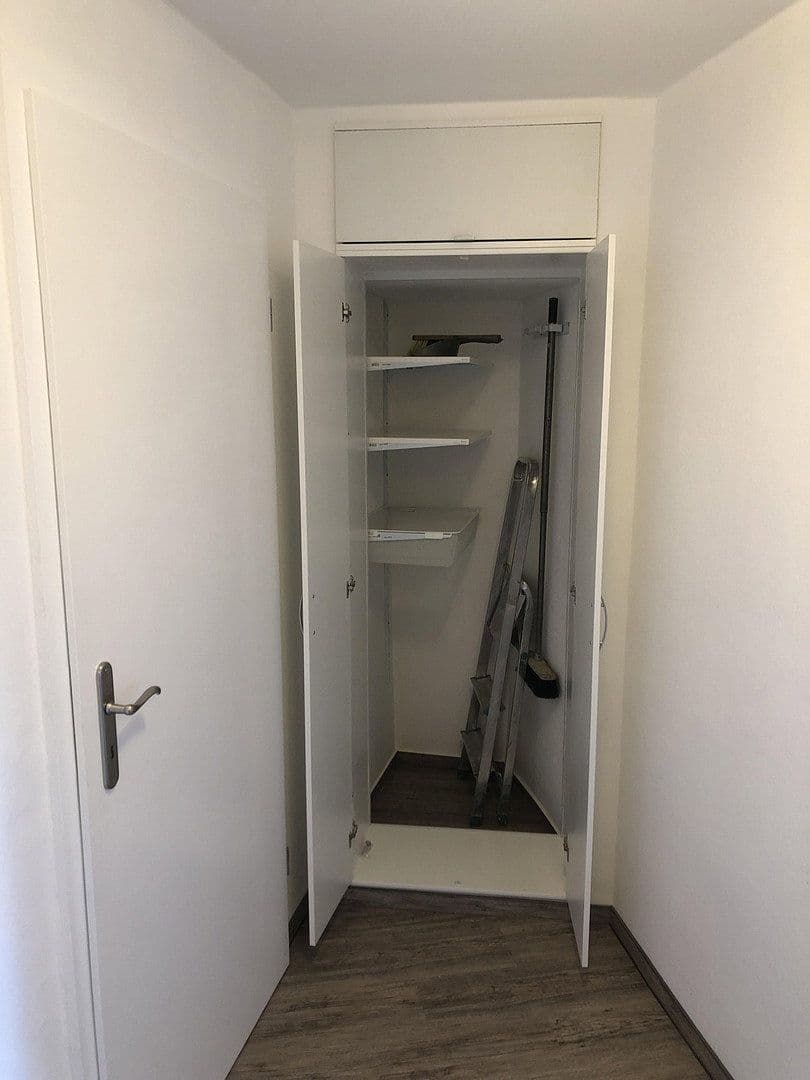 Pronájem bytu 4+1 105 m², Wilkau-Haßlau, Sasko Pronájem bytu 4+1 105 m², Wilkau-Haßlau, Sasko