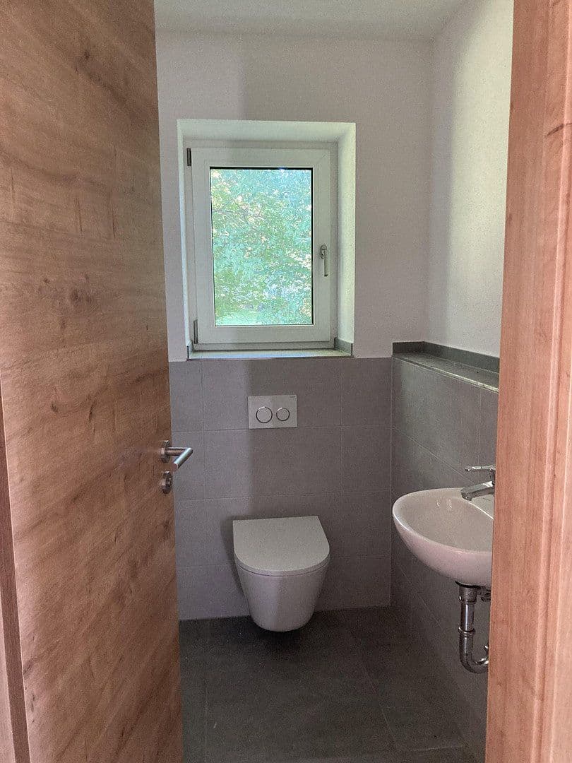 Pronájem bytu 3+1 96 m², Haag in Oberbayern, Bavorsko Pronájem bytu 3+1 96 m², Haag in Oberbayern, Bavorsko