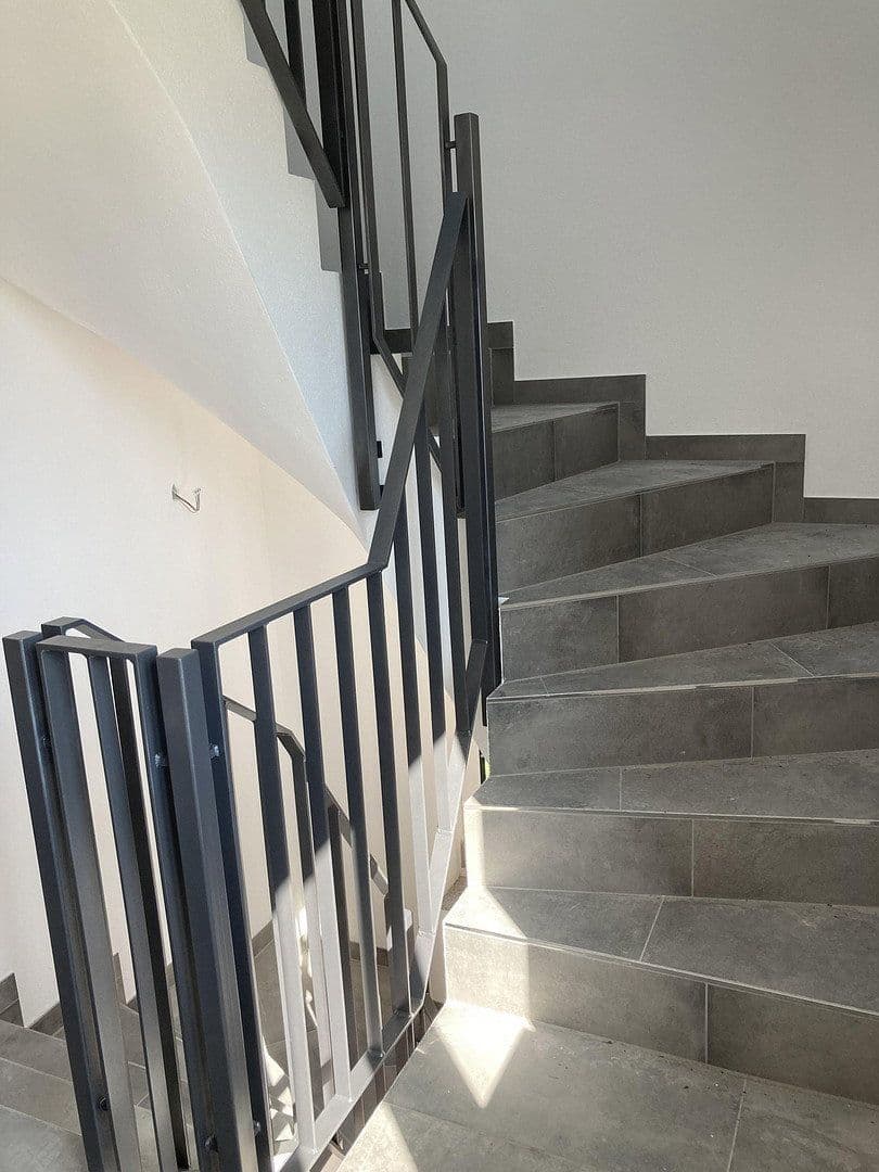 Pronájem bytu 3+1 96 m², Haag in Oberbayern, Bavorsko Pronájem bytu 3+1 96 m², Haag in Oberbayern, Bavorsko