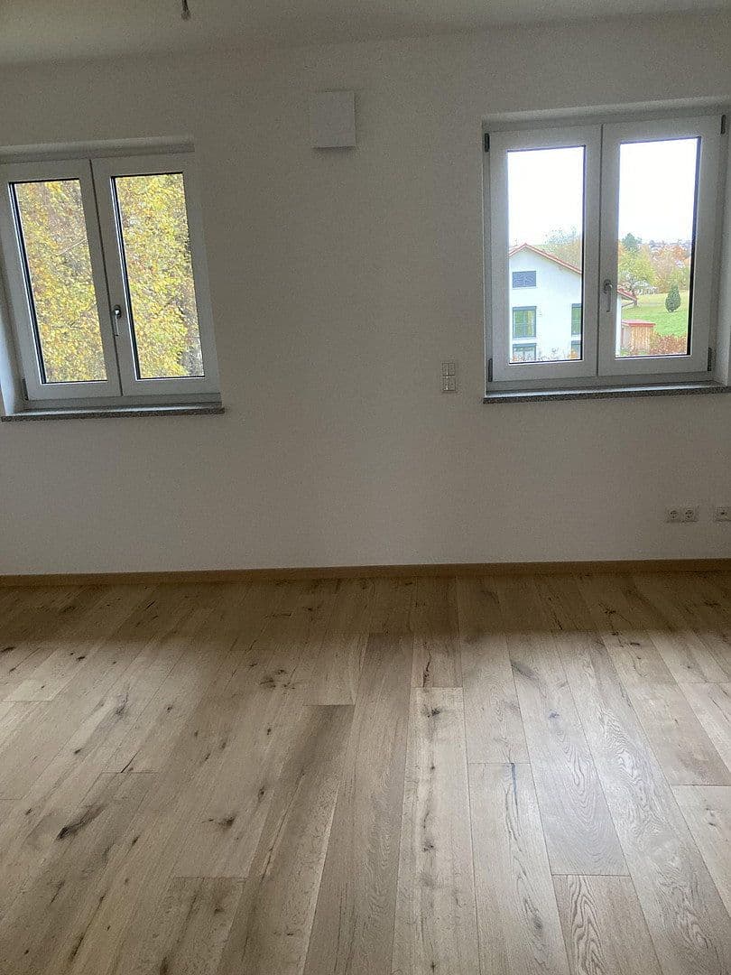 Pronájem bytu 3+1 96 m², Haag in Oberbayern, Bavorsko Pronájem bytu 3+1 96 m², Haag in Oberbayern, Bavorsko