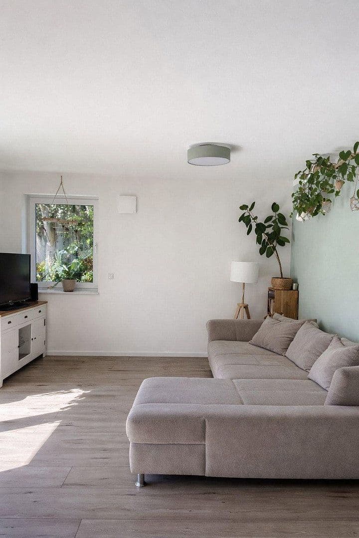 Pronájem bytu 3+1 86 m², Heideweg 7b, Scheeßel, Dolní Sasko Pronájem bytu 3+1 86 m², Heideweg 7b, Scheeßel, Dolní Sasko