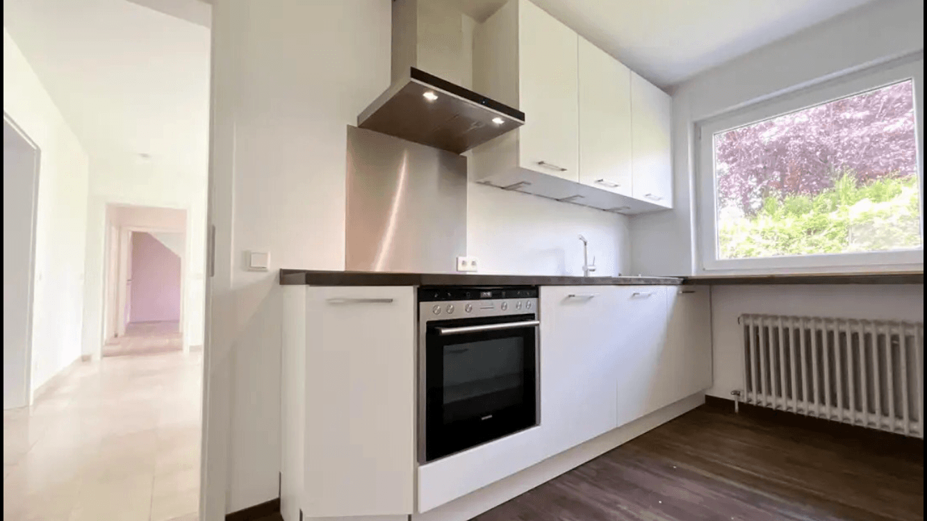 Pronájem domu 180 m², pozemek 380 m², Bad Soden am Taunus, Hessen Pronájem domu 180 m², pozemek 380 m², Bad Soden am Taunus, Hessen