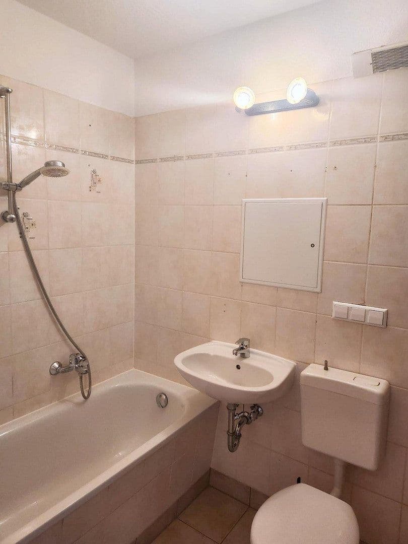 Pronájem bytu 1+1 36 m², Nordring 99a, Zhořelec, Sasko Pronájem bytu 1+1 36 m², Nordring 99a, Zhořelec, Sasko