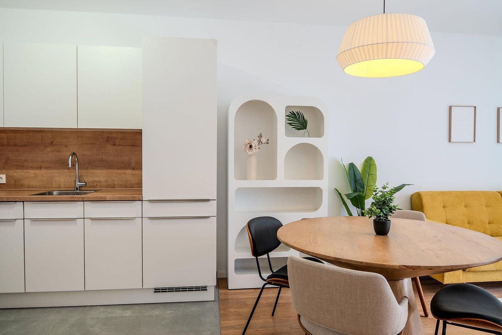 Pronájem bytu 2+1 64 m², Frankfurt am Main, Hessen Pronájem bytu 2+1 64 m², Frankfurt am Main, Hessen