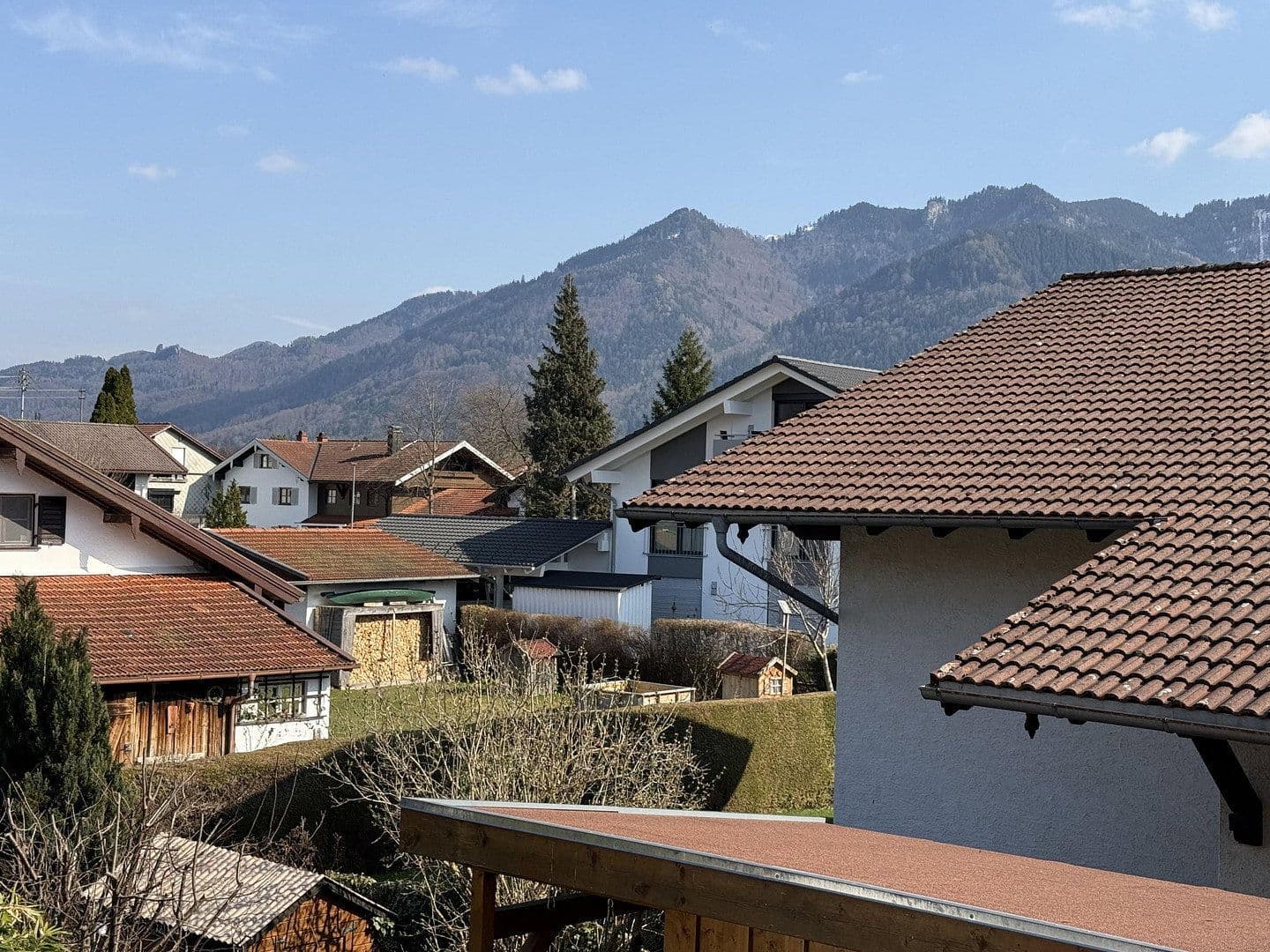 Prodej domu 120 m², pozemek 300 m², Grassau (Traunstein), Bavorsko Prodej domu 120 m², pozemek 300 m², Grassau (Traunstein), Bavorsko