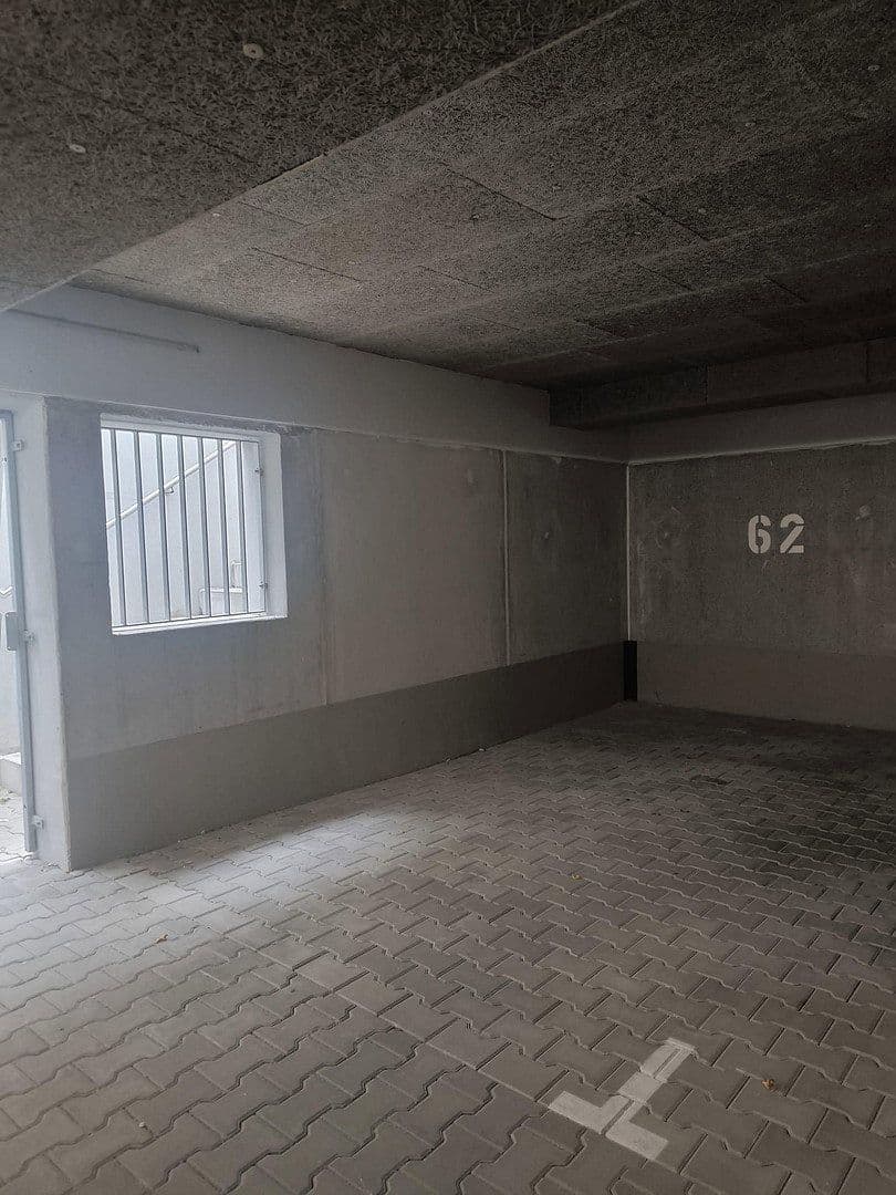 Pronájem bytu 3+1 51 m², Regensburgerstr. 41, Ingolstadt, Bavorsko Pronájem bytu 3+1 51 m², Regensburgerstr. 41, Ingolstadt, Bavorsko