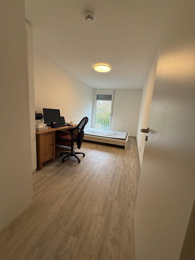 Pronájem bytu 3+1 51 m², Regensburgerstr. 41, Ingolstadt, Bavorsko Pronájem bytu 3+1 51 m², Regensburgerstr. 41, Ingolstadt, Bavorsko