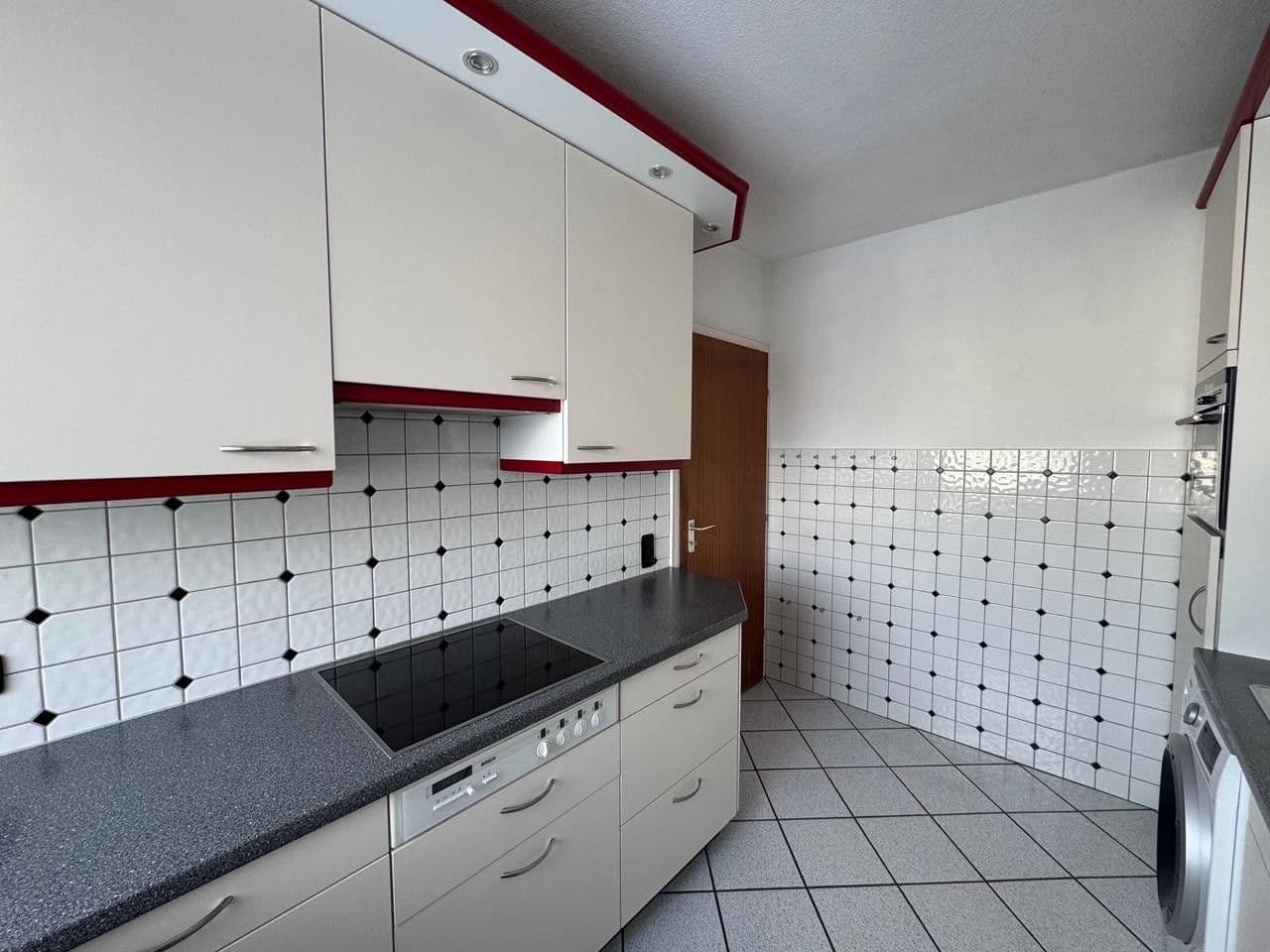 Prodej bytu 4+1 93 m², Hamburg, Hamburg Prodej bytu 4+1 93 m², Hamburg, Hamburg