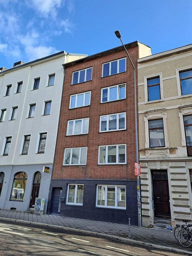 Prodej bytu 1+kk 77 m², Junkerstr. 58, Cáchy, Severní Porýní-Vestfálsko Prodej bytu 1+kk 77 m², Junkerstr. 58, Cáchy, Severní Porýní-Vestfálsko