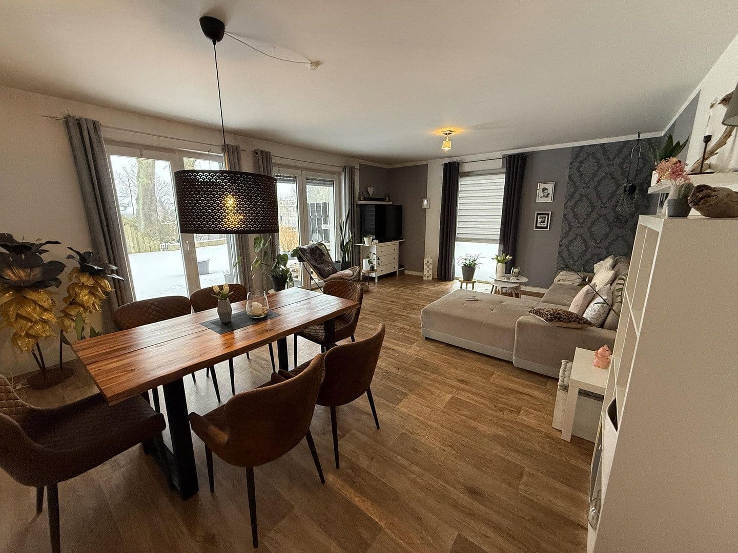 Pronájem bytu 4+1 110 m², Sassenburg, Dolní Sasko Pronájem bytu 4+1 110 m², Sassenburg, Dolní Sasko