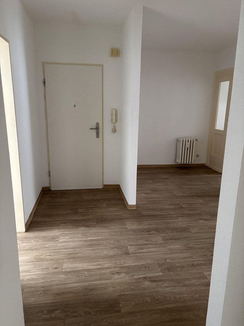 Pronájem bytu 4+1 87 m², Pinneberger Straße 55, Wedel, Šlesvicko-Holštýnsko Pronájem bytu 4+1 87 m², Pinneberger Straße 55, Wedel, Šlesvicko-Holštýnsko