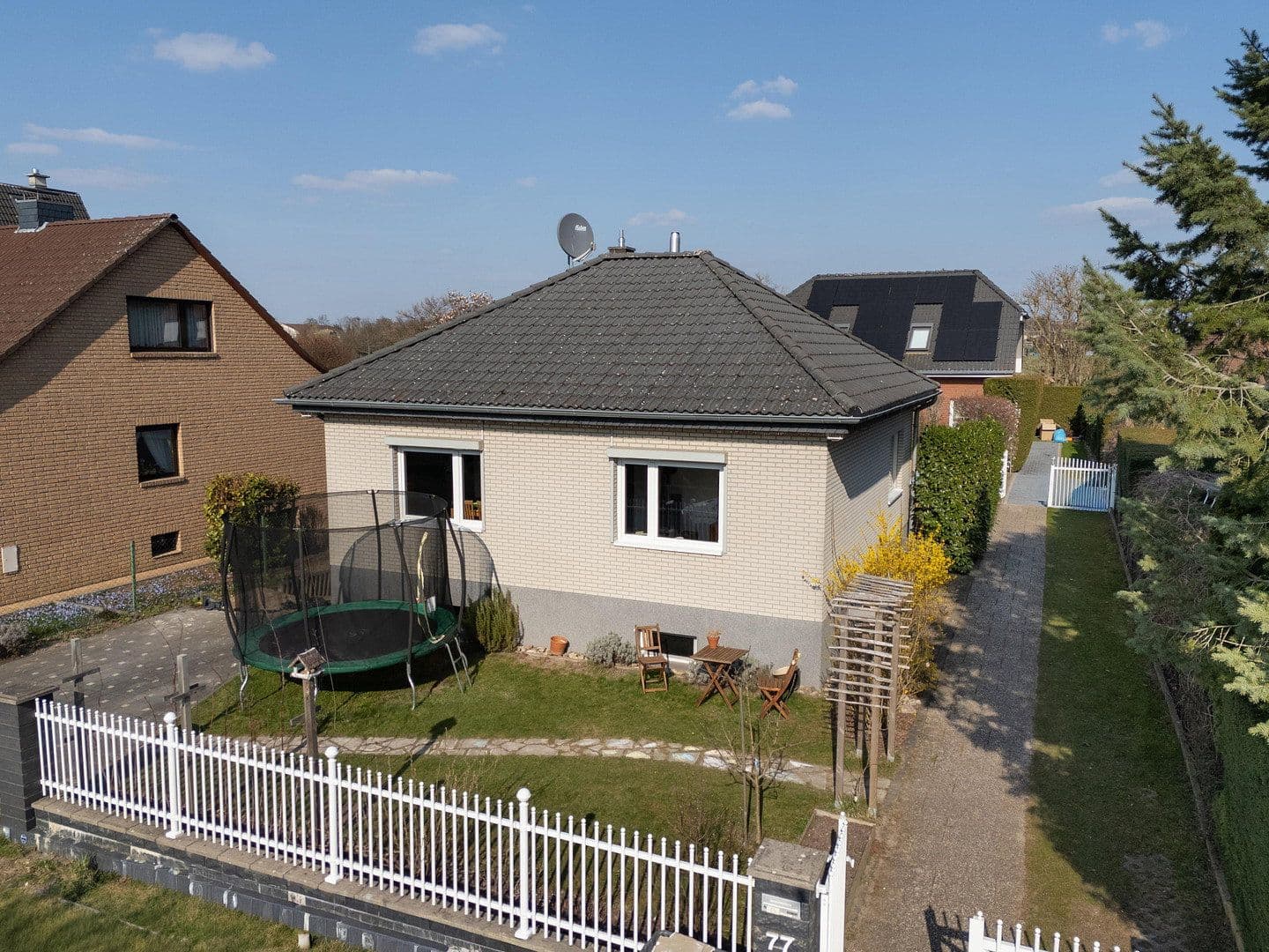 Prodej domu 88 m², pozemek 399 m², Am Espenpfuhl 77, 12355 Berlin, Berlin, Berlín Prodej domu 88 m², pozemek 399 m², Am Espenpfuhl 77, 12355 Berlin, Berlin, Berlín