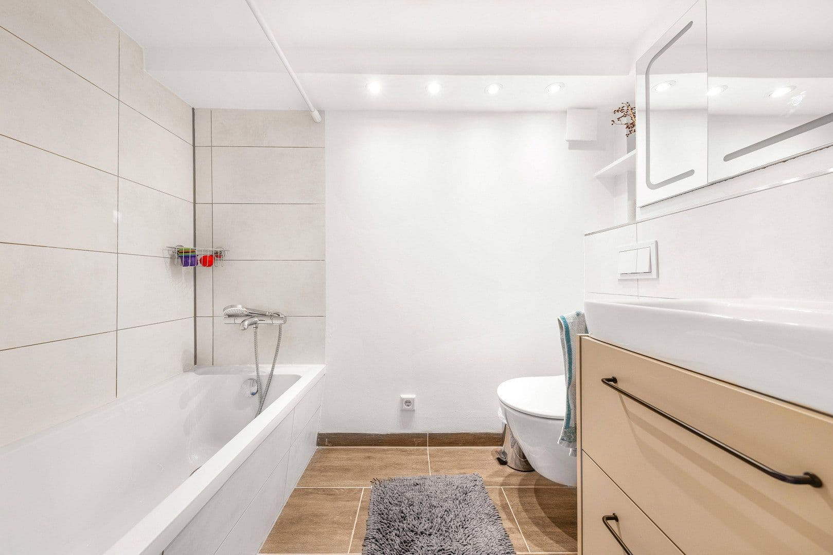 Prodej domu 88 m², pozemek 399 m², Am Espenpfuhl 77, 12355 Berlin, Berlin, Berlín Prodej domu 88 m², pozemek 399 m², Am Espenpfuhl 77, 12355 Berlin, Berlin, Berlín