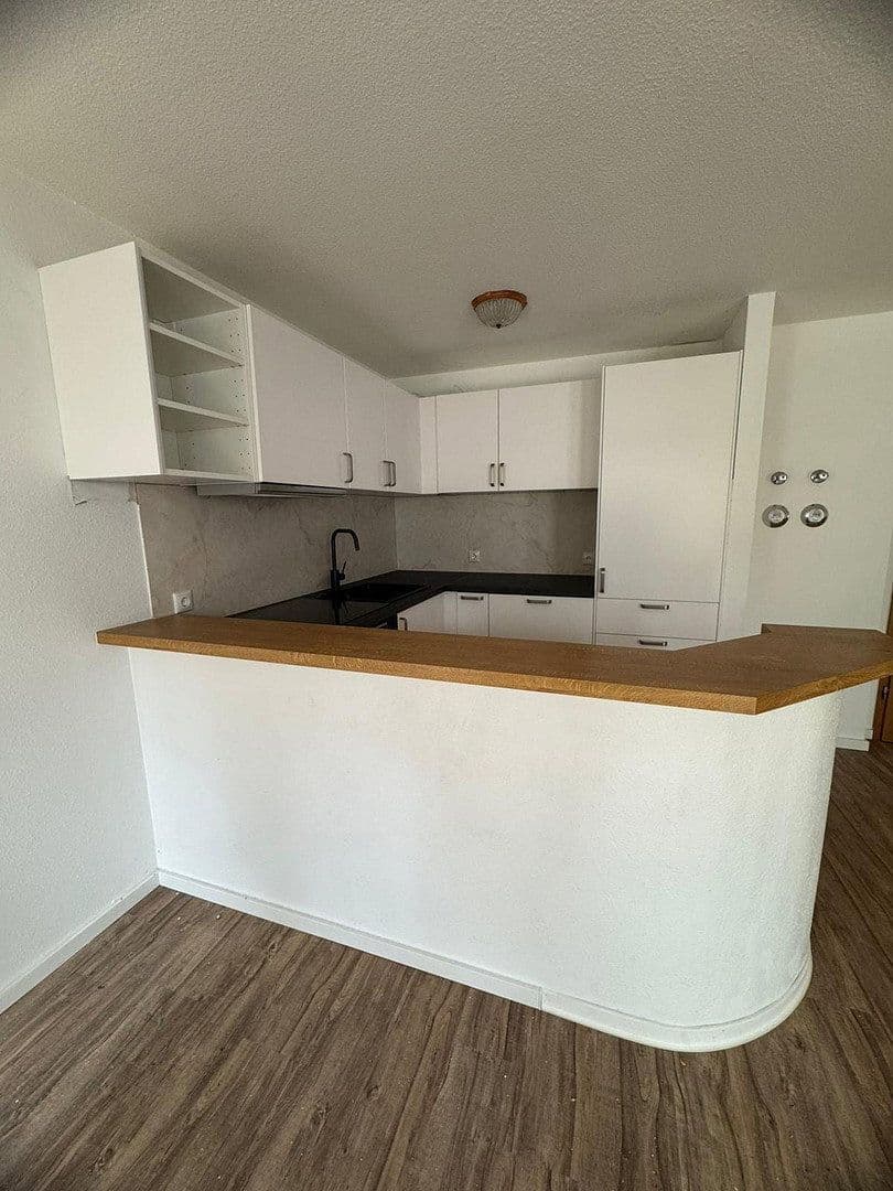 Pronájem bytu 2+kk 61 m², Friedrichstraße 46, Denkendorf, Bádensko-Württembersko Pronájem bytu 2+kk 61 m², Friedrichstraße 46, Denkendorf, Bádensko-Württembersko