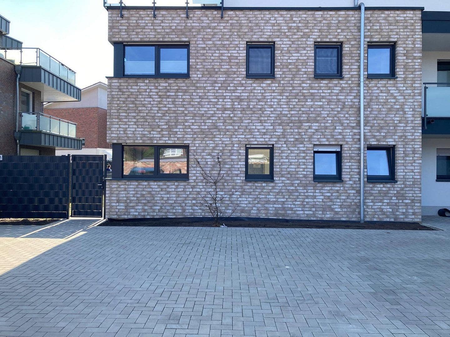 Pronájem bytu 3+1 86 m², Lingen (Ems), Dolní Sasko Pronájem bytu 3+1 86 m², Lingen (Ems), Dolní Sasko