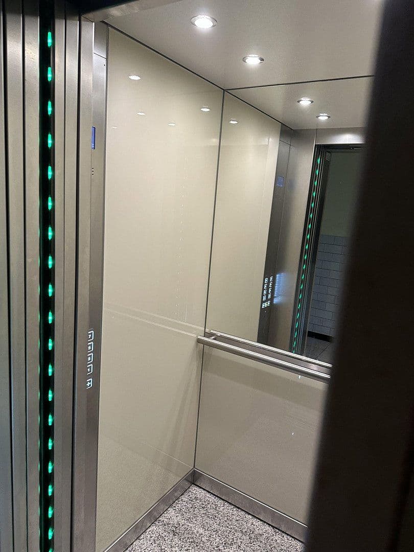 Pronájem bytu 1+1 30 m², Rudolfstr. 1, Planegg, Bavorsko Pronájem bytu 1+1 30 m², Rudolfstr. 1, Planegg, Bavorsko