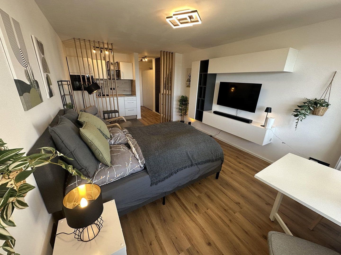 Pronájem bytu 1+1 30 m², Rudolfstr. 1, Planegg, Bavorsko Pronájem bytu 1+1 30 m², Rudolfstr. 1, Planegg, Bavorsko