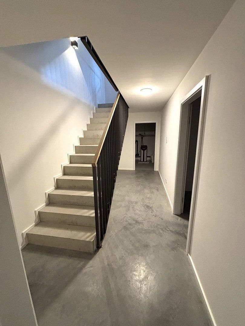 Pronájem domu 133 m², pozemek 250 m², Raubling, Bavorsko Pronájem domu 133 m², pozemek 250 m², Raubling, Bavorsko