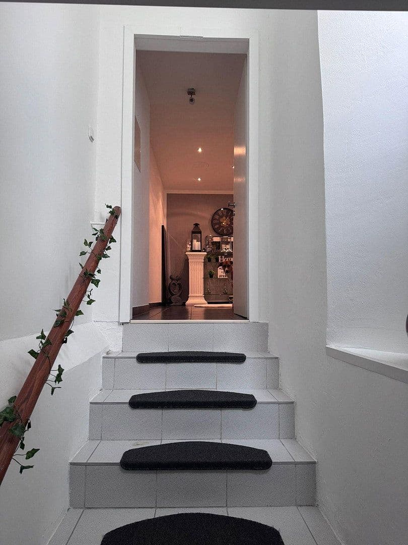 Pronájem bytu 2+1 105 m², Mallinckrodtstrasse 179, Dortmund, Severní Porýní-Vestfálsko Pronájem bytu 2+1 105 m², Mallinckrodtstrasse 179, Dortmund, Severní Porýní-Vestfálsko