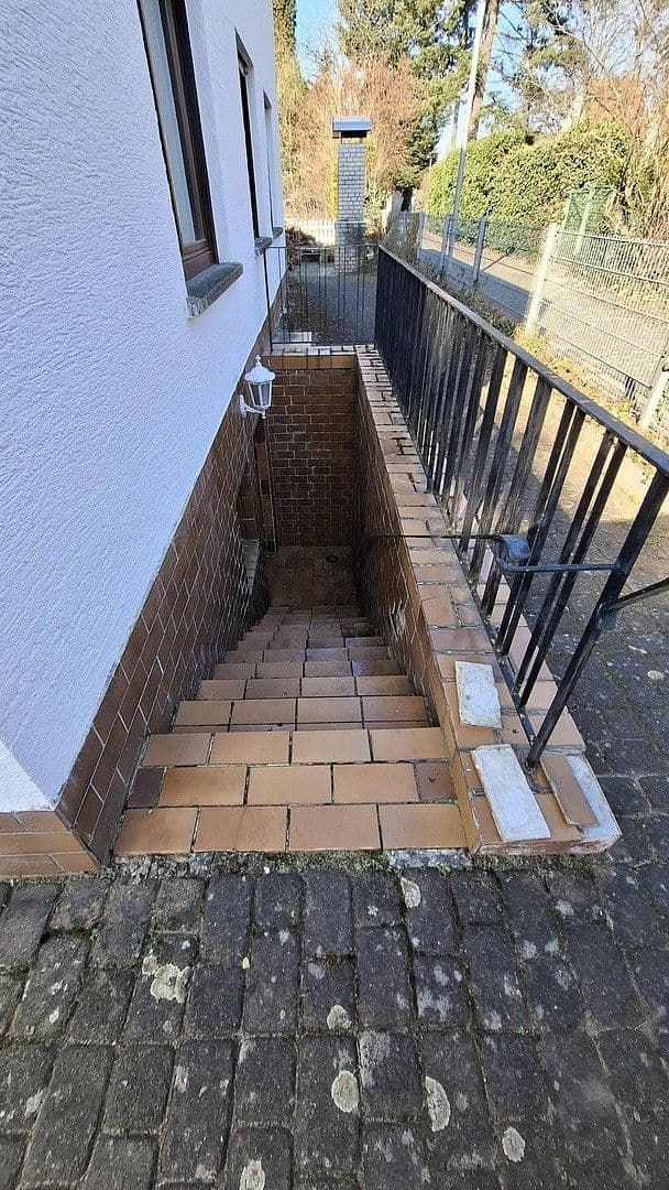 Prodej domu 190 m², pozemek 629 m², Darmstadt, Hessen Prodej domu 190 m², pozemek 629 m², Darmstadt, Hessen