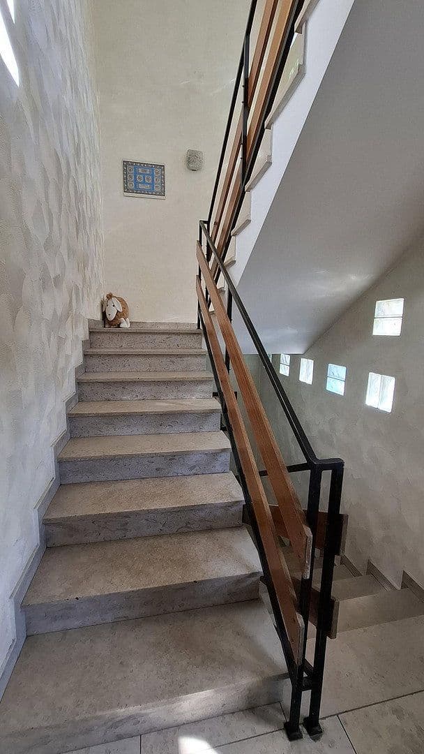 Prodej domu 190 m², pozemek 629 m², Darmstadt, Hessen Prodej domu 190 m², pozemek 629 m², Darmstadt, Hessen