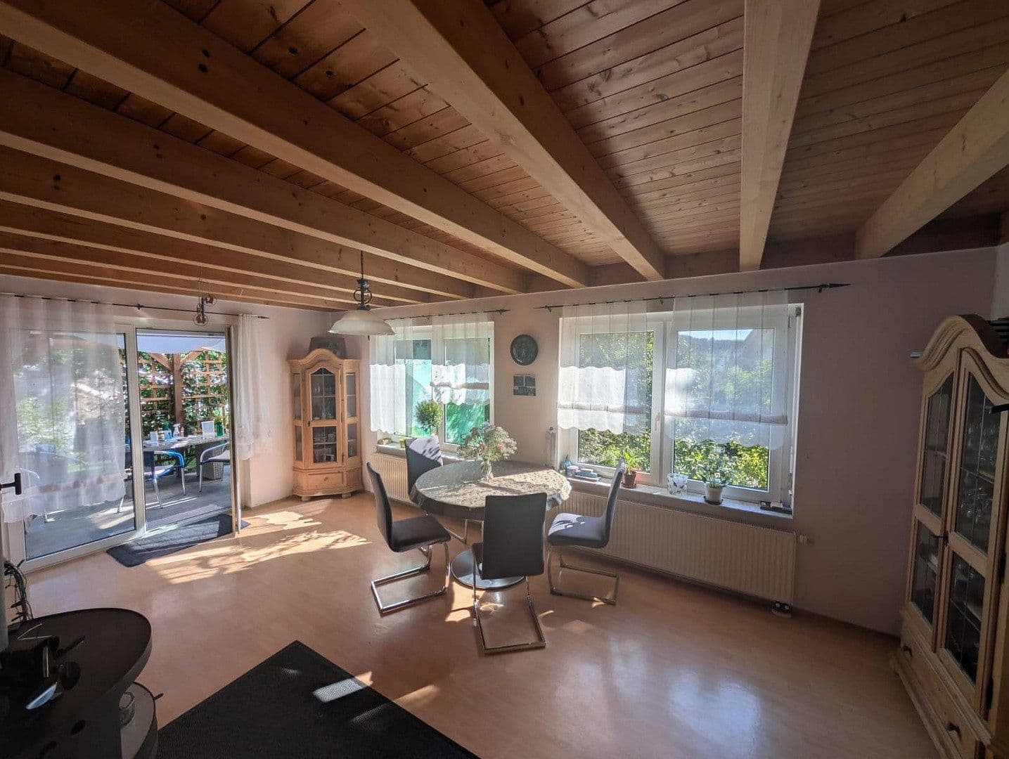 Prodej domu 120 m², pozemek 800 m², Eigeltingen, Bádensko-Württembersko Prodej domu 120 m², pozemek 800 m², Eigeltingen, Bádensko-Württembersko