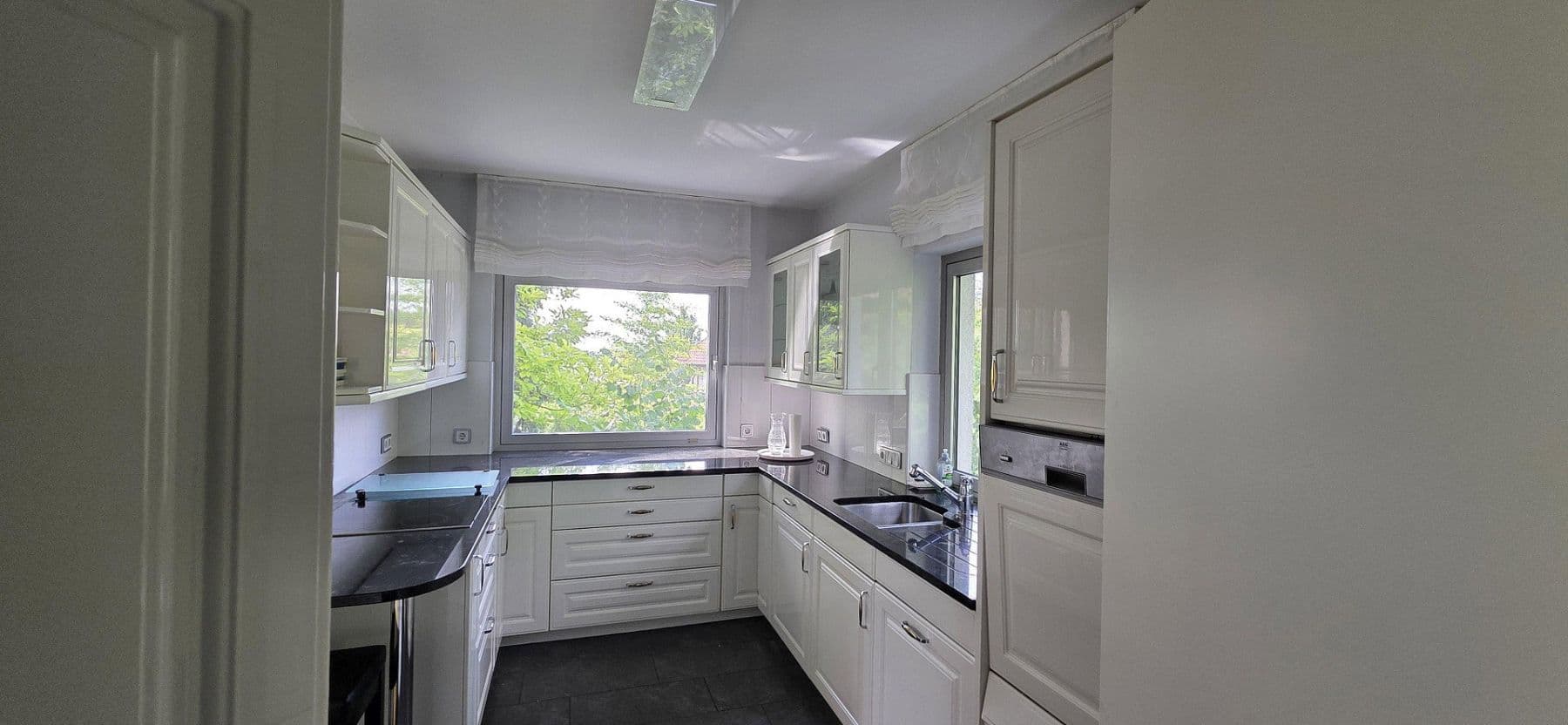 Prodej domu 330 m², pozemek 1.066 m², Riedstadt, Hessen Prodej domu 330 m², pozemek 1.066 m², Riedstadt, Hessen