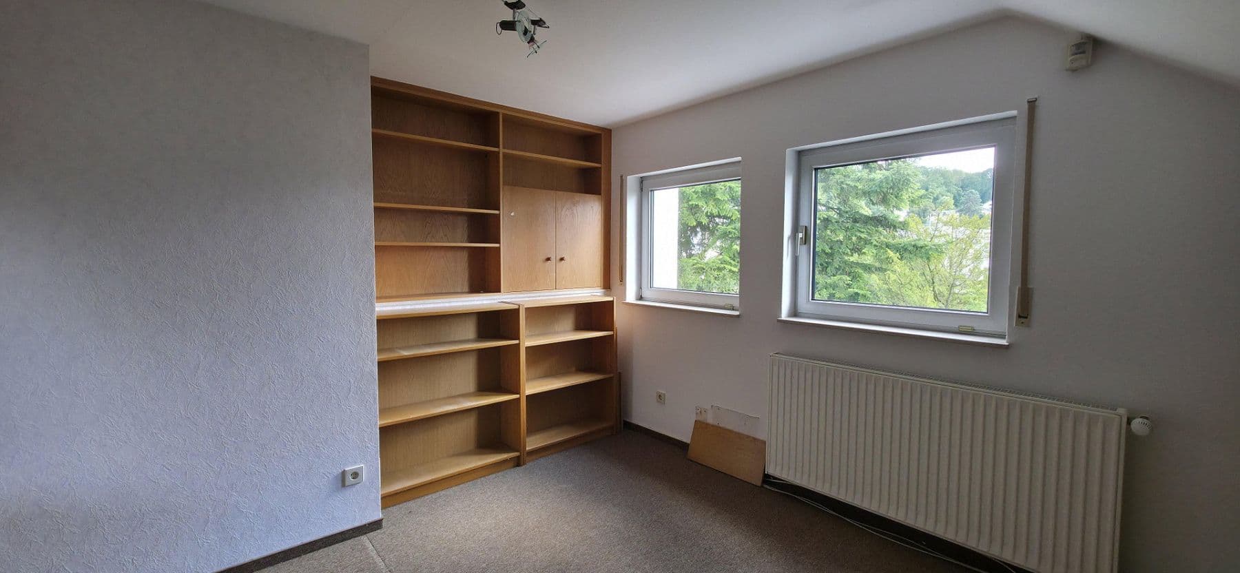 Prodej domu 330 m², pozemek 1.066 m², Riedstadt, Hessen Prodej domu 330 m², pozemek 1.066 m², Riedstadt, Hessen
