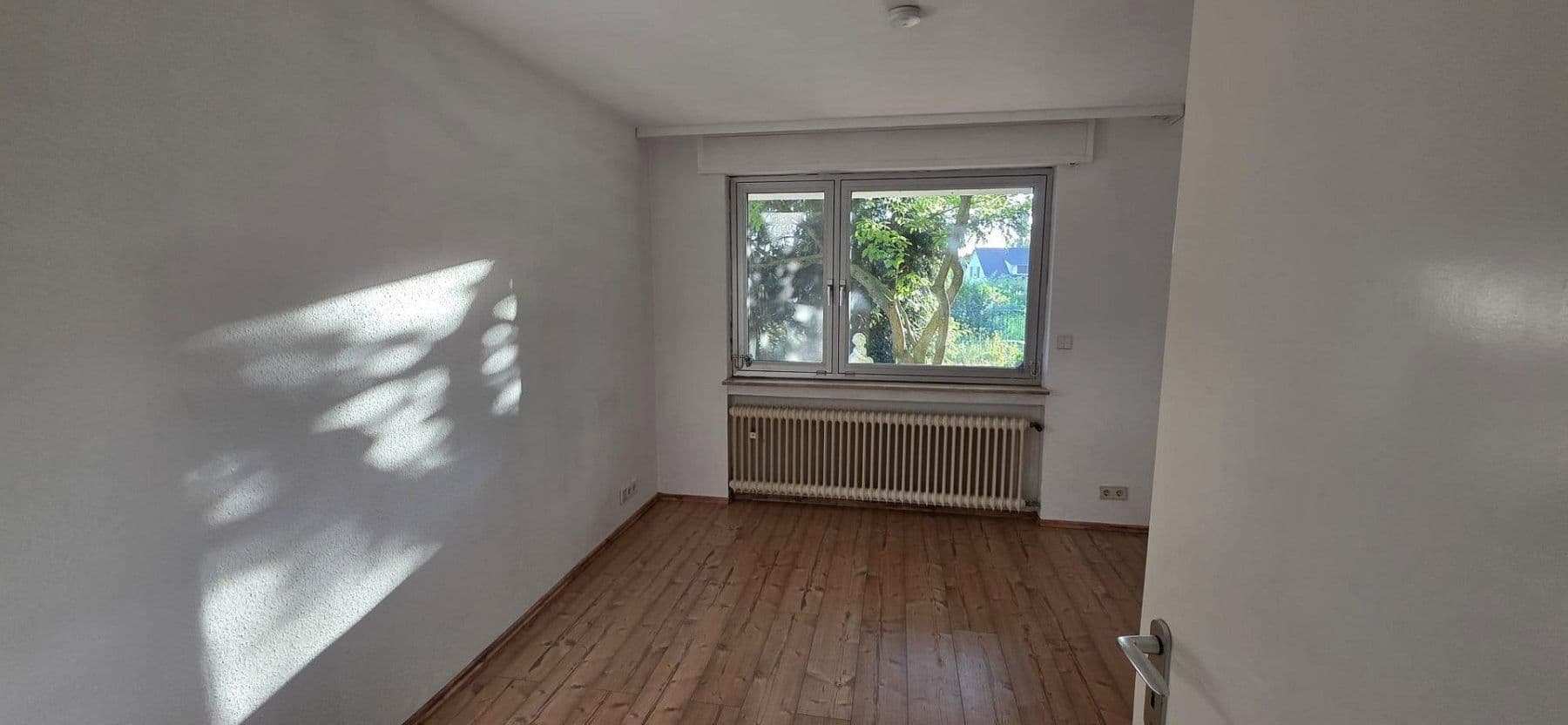 Prodej domu 330 m², pozemek 1.066 m², Riedstadt, Hessen Prodej domu 330 m², pozemek 1.066 m², Riedstadt, Hessen