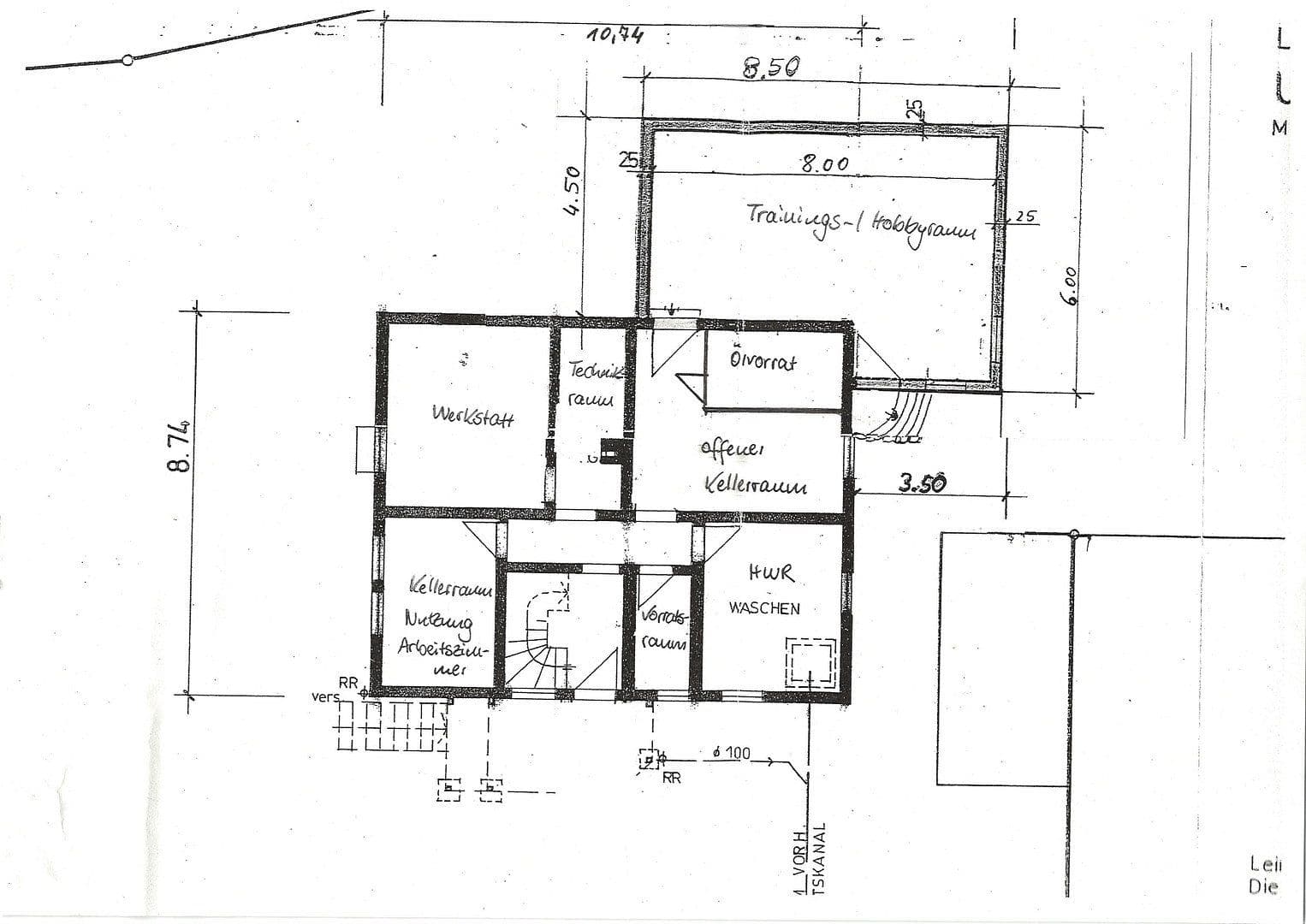 Prodej domu 195 m², pozemek 670 m², Leinzell, Bádensko-Württembersko Prodej domu 195 m², pozemek 670 m², Leinzell, Bádensko-Württembersko