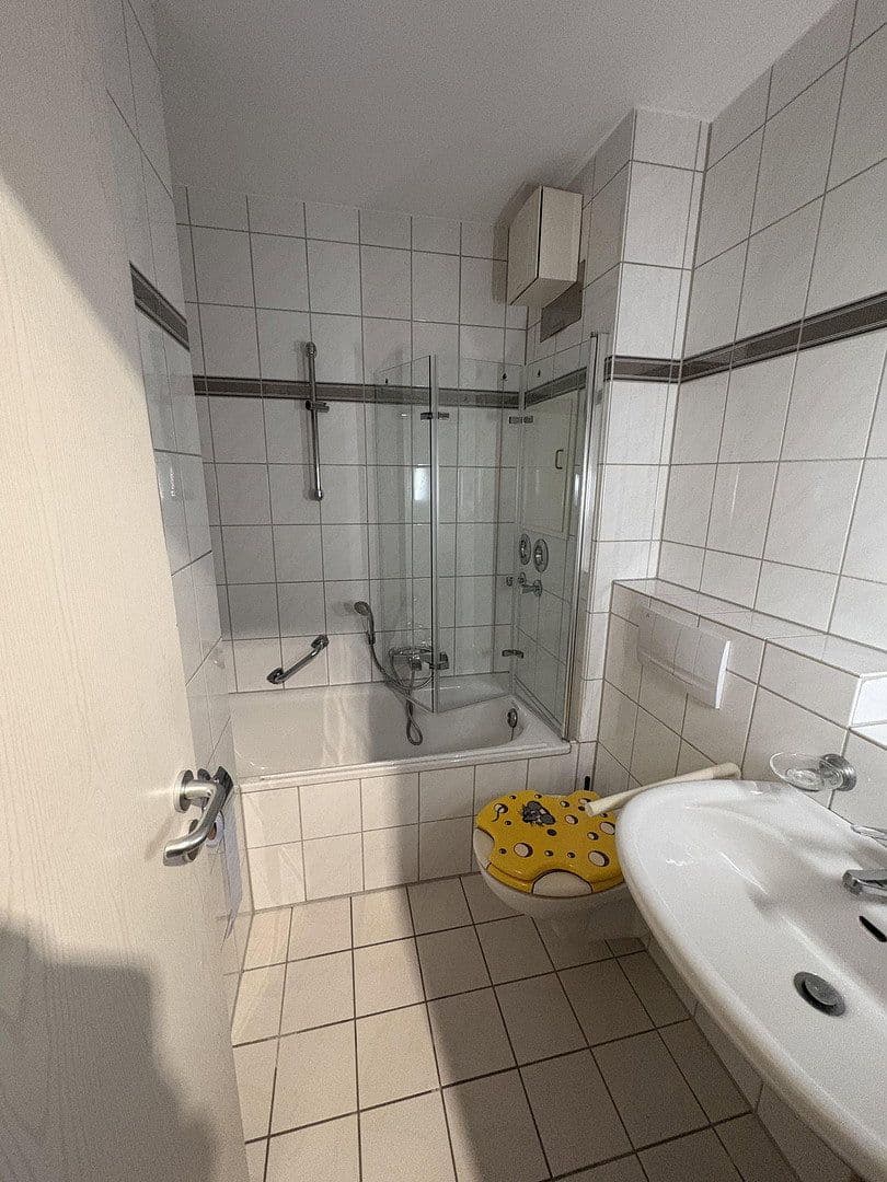 Prodej bytu 3+1 82 m², Am Schäfersberg 5a, Niedernhausen, Hessen Prodej bytu 3+1 82 m², Am Schäfersberg 5a, Niedernhausen, Hessen