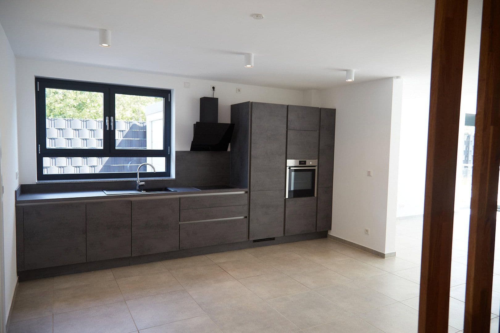 Prodej domu 205 m², pozemek 311 m², Meerbusch, Severní Porýní-Vestfálsko Prodej domu 205 m², pozemek 311 m², Meerbusch, Severní Porýní-Vestfálsko