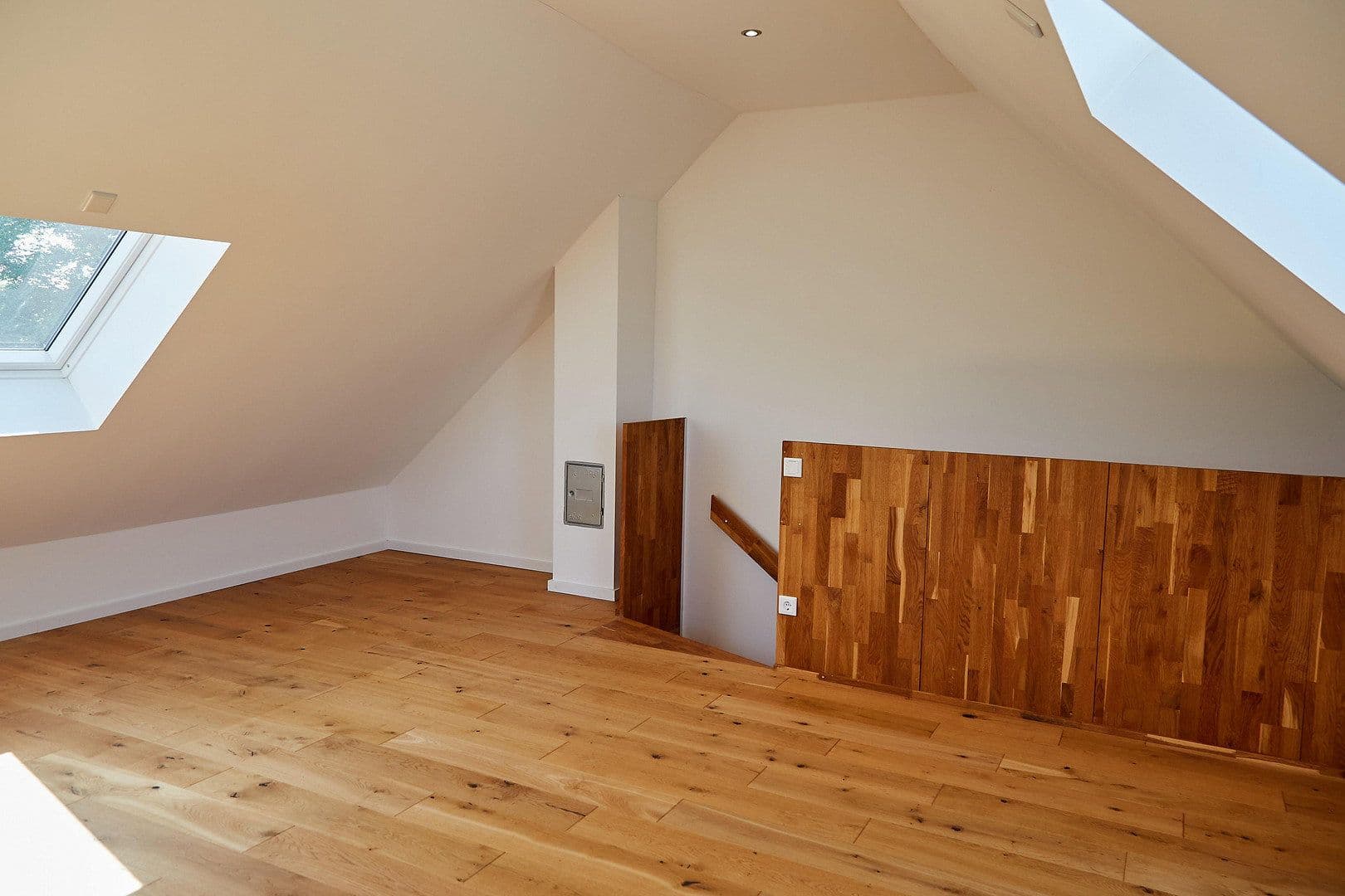 Prodej domu 205 m², pozemek 311 m², Meerbusch, Severní Porýní-Vestfálsko Prodej domu 205 m², pozemek 311 m², Meerbusch, Severní Porýní-Vestfálsko