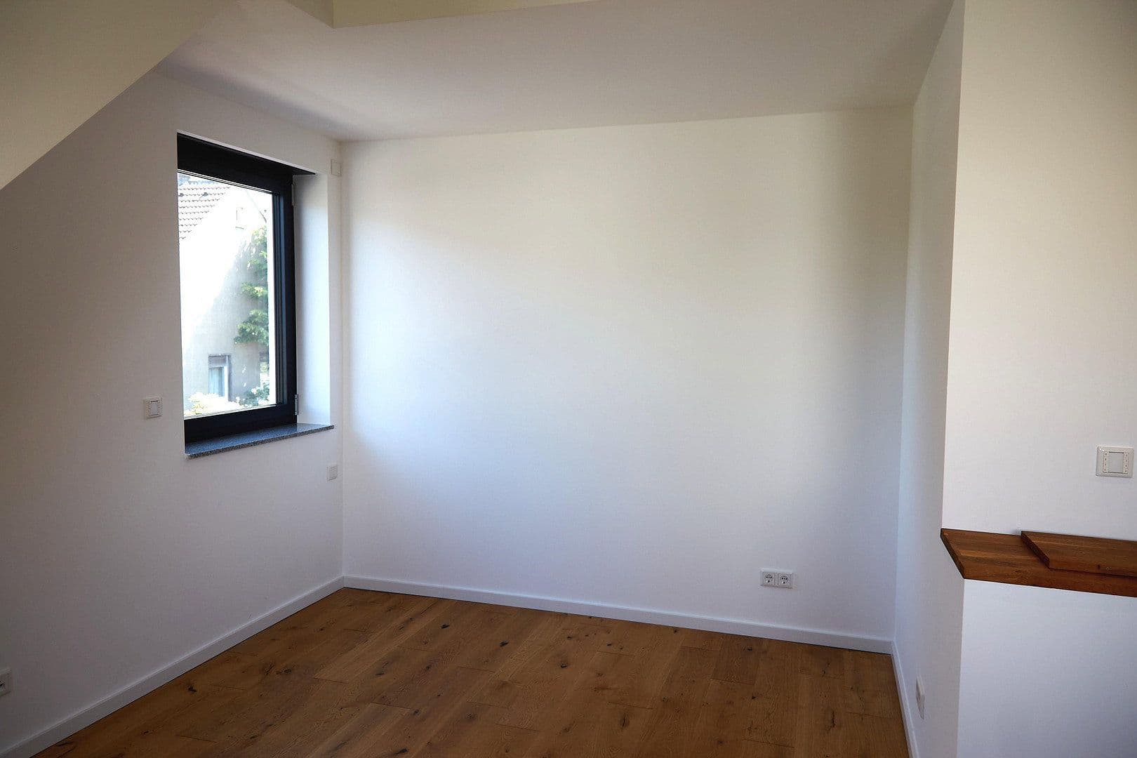 Prodej domu 205 m², pozemek 311 m², Meerbusch, Severní Porýní-Vestfálsko Prodej domu 205 m², pozemek 311 m², Meerbusch, Severní Porýní-Vestfálsko