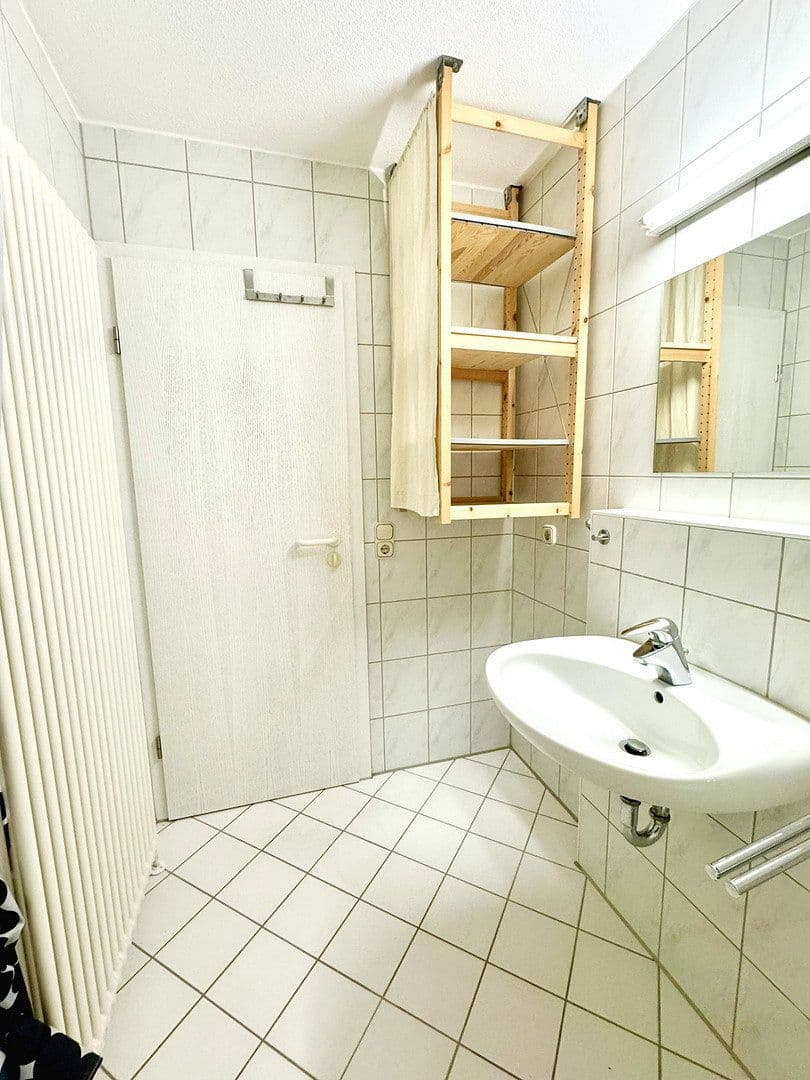 Pronájem bytu 1+1 40 m², Aidlingen, Bádensko-Württembersko Pronájem bytu 1+1 40 m², Aidlingen, Bádensko-Württembersko