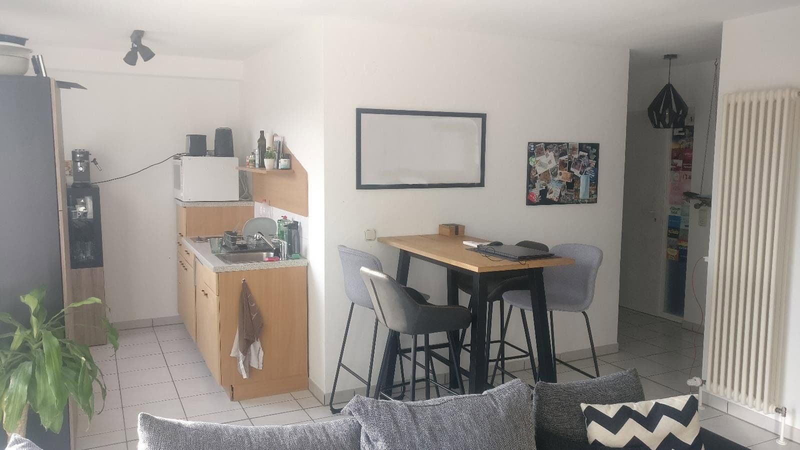 Pronájem bytu 1+1 40 m², Aidlingen, Bádensko-Württembersko Pronájem bytu 1+1 40 m², Aidlingen, Bádensko-Württembersko
