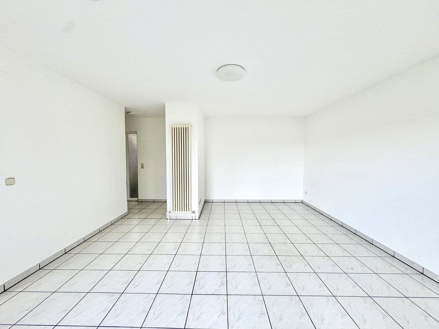 Pronájem bytu 1+1 40 m², Aidlingen, Bádensko-Württembersko Pronájem bytu 1+1 40 m², Aidlingen, Bádensko-Württembersko