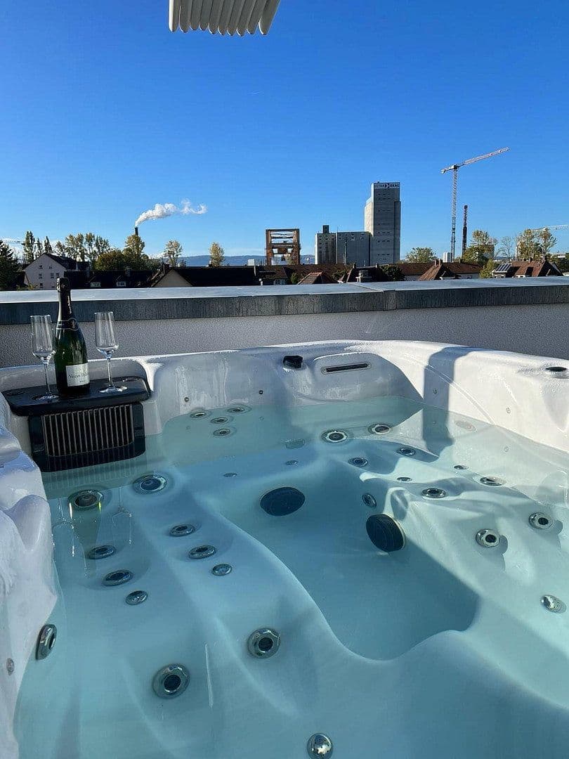 Pronájem bytu 3+kk 150 m², Weil am Rhein, Bádensko-Württembersko Pronájem bytu 3+kk 150 m², Weil am Rhein, Bádensko-Württembersko