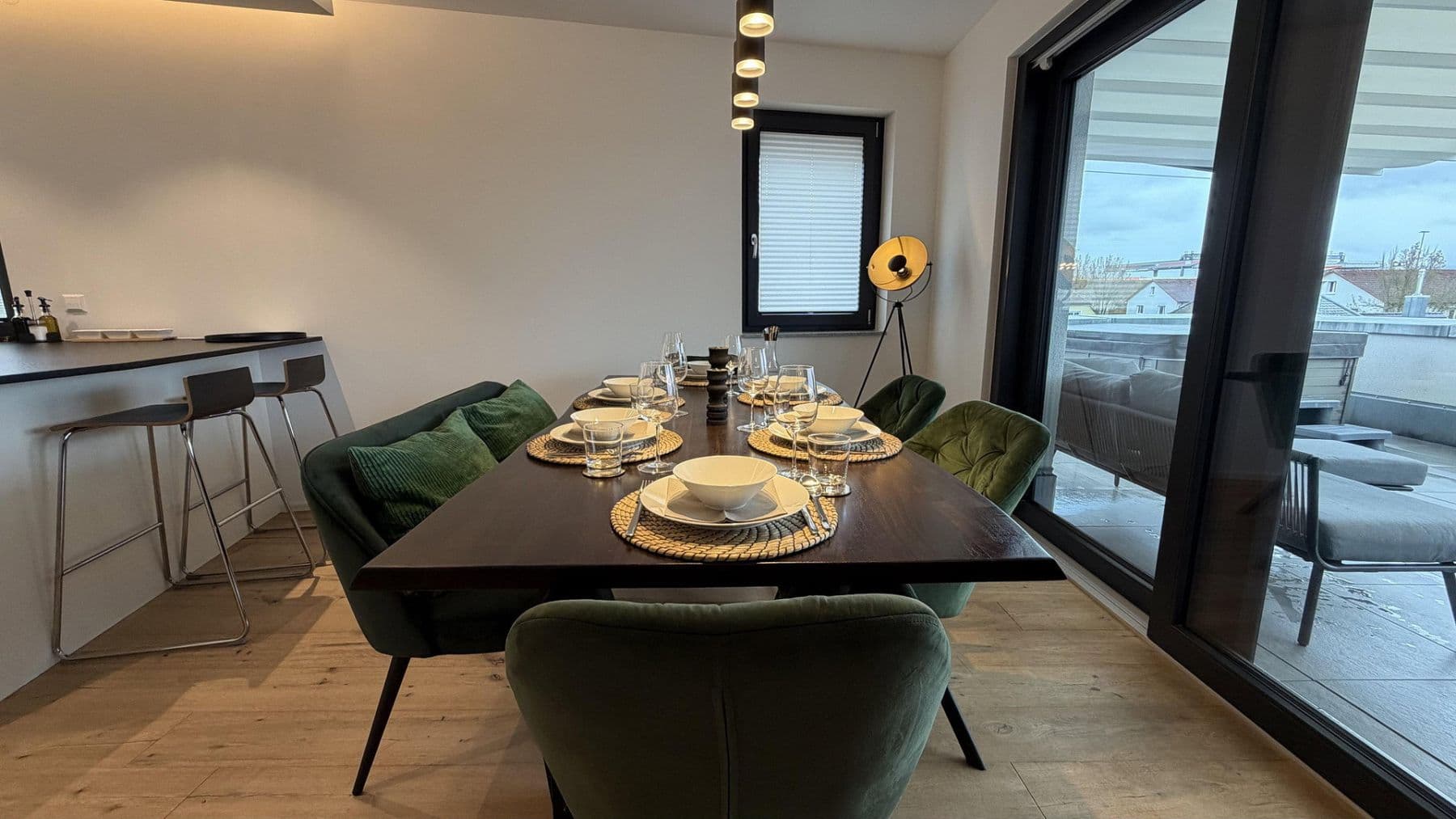 Pronájem bytu 3+kk 150 m², Weil am Rhein, Bádensko-Württembersko Pronájem bytu 3+kk 150 m², Weil am Rhein, Bádensko-Württembersko