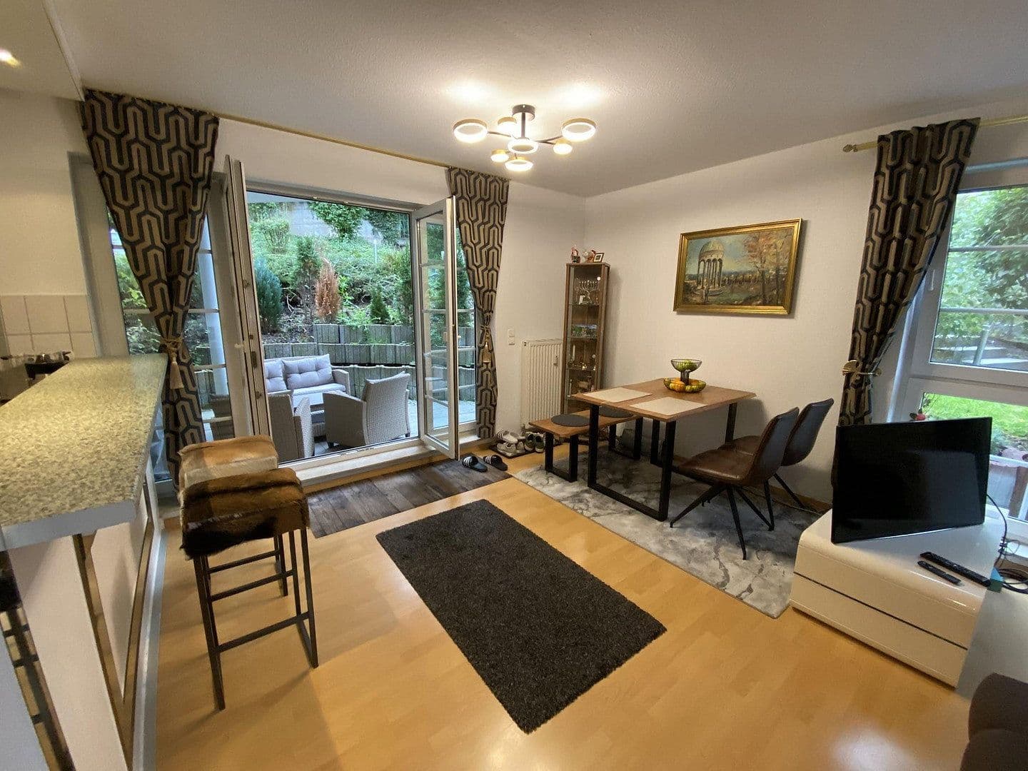 Pronájem bytu 2+1 58 m², Prangestraße 8, Wiesbaden, Hessen Pronájem bytu 2+1 58 m², Prangestraße 8, Wiesbaden, Hessen