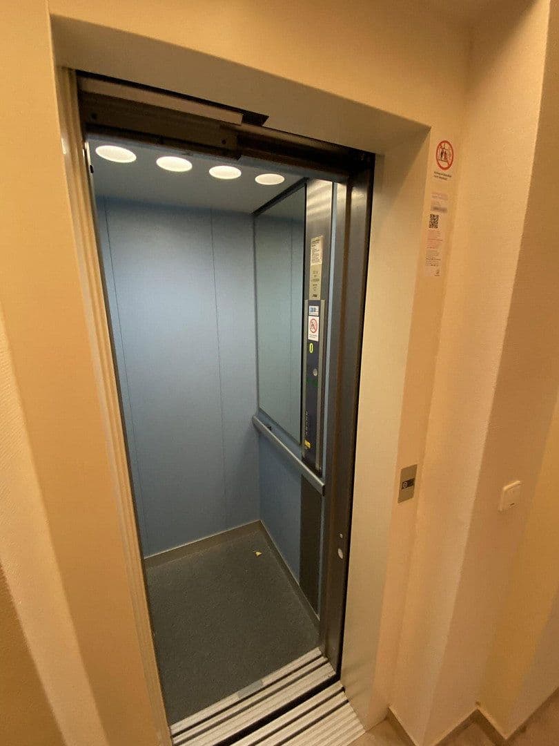 Pronájem bytu 2+1 58 m², Prangestraße 8, Wiesbaden, Hessen Pronájem bytu 2+1 58 m², Prangestraße 8, Wiesbaden, Hessen