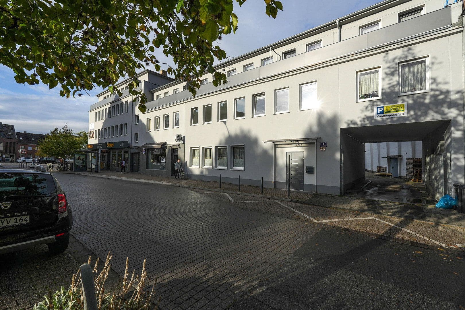 Prodej domu 1.780 m², pozemek 1.162 m², Konstantinplatz.5, Nordrhein-Westfalen - Mönchengladbach, Severní Porýní-Vestfálsko Prodej domu 1.780 m², pozemek 1.162 m², Konstantinplatz.5, Nordrhein-Westfalen - Mönchengladbach, Severní Porýní-Vestfálsko