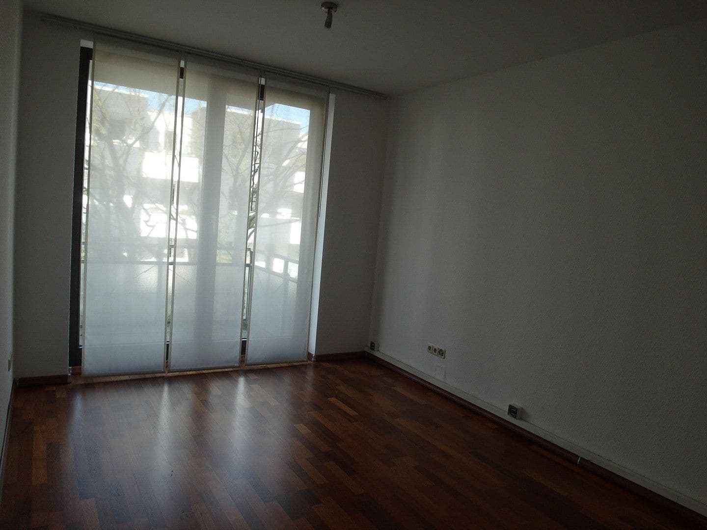 Pronájem bytu 5+1 174 m², Neusser Straße 26b, Meerbusch, Severní Porýní-Vestfálsko Pronájem bytu 5+1 174 m², Neusser Straße 26b, Meerbusch, Severní Porýní-Vestfálsko